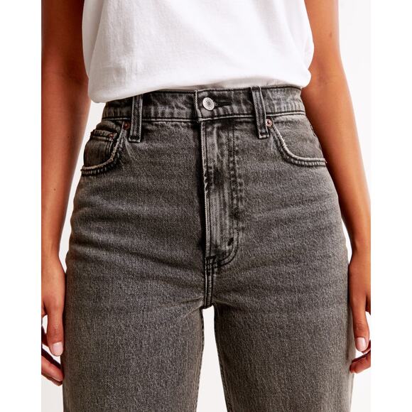 Abercrombie & Fitch The 90's Ultra High Rise Straight Jeans‎ Black Size 26 - Picture 3 of 9